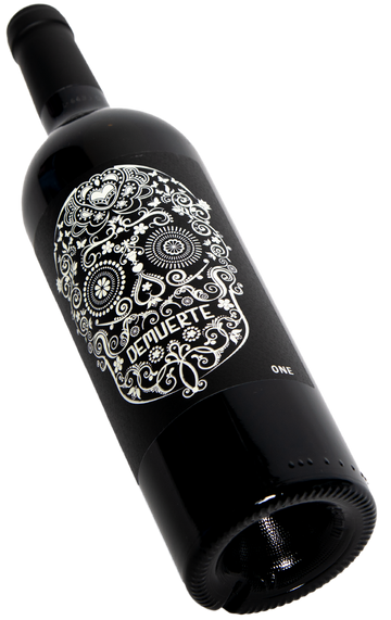 Winery On Spanien Demuerte One Totenkopfwein leuchtet im Dunkeln swagwine
