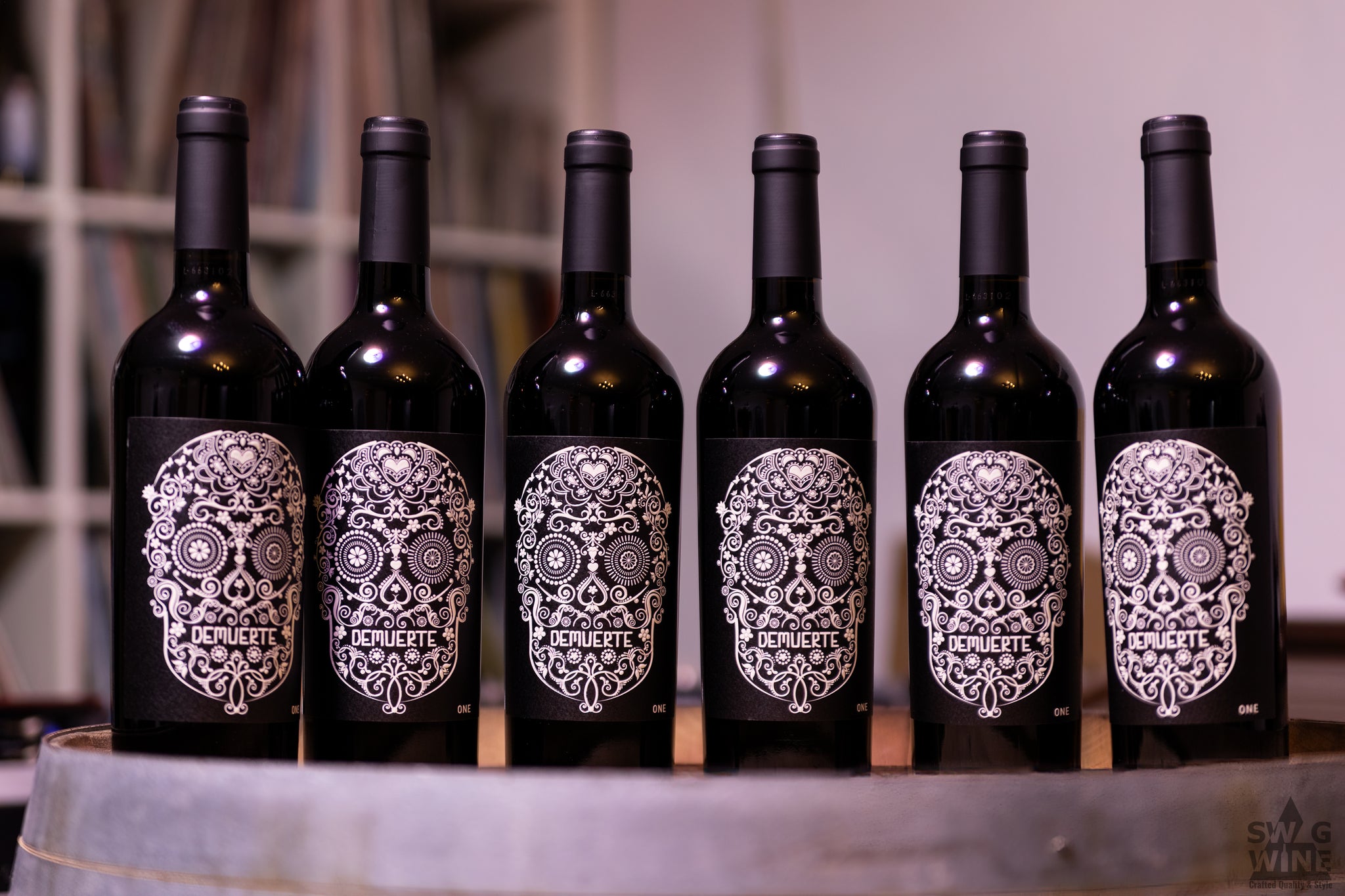 Winery On Spanien Demuerte One Totenkopfwein leuchtet im Dunkeln swagwine