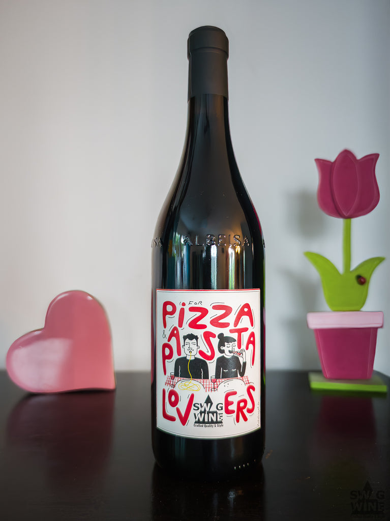 For Pizza & Pasta Lovers Vino Rosso - Italienischer Rotwein Flasche mit Blumen- und Herzdeko