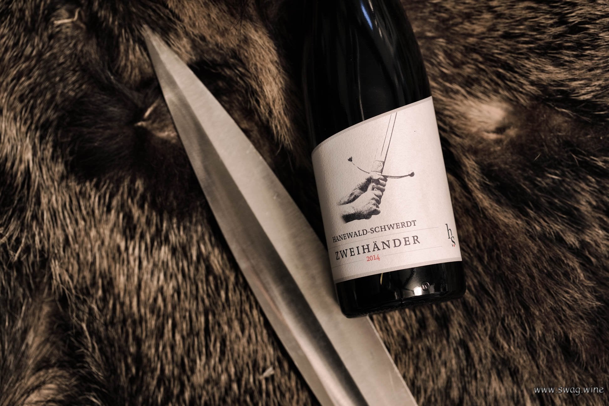 Zweihänder Rotwein Cuvee Cabernet Sauvignon Merlot Hanewald-Schwerdt Pfalz Swagwine