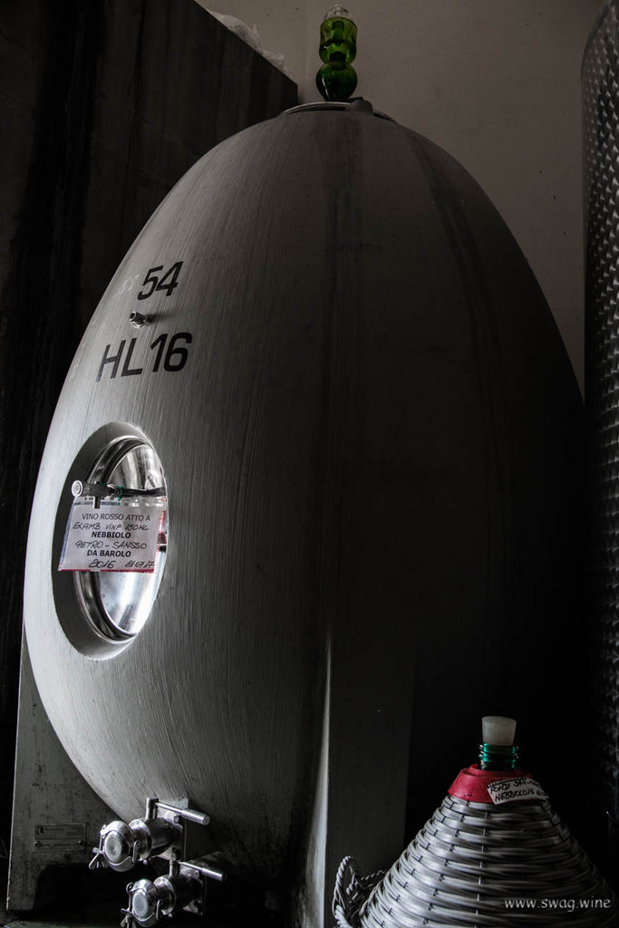 Betonei für Barolo Weinkeller von Enzo Boglietti, La Morra - Piemont