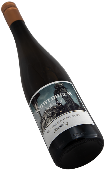Riesling Schwarzer Herrgott von Weingut Schwedhelm im Zellertal in der 0,75 L Flasche bei Swagwine
